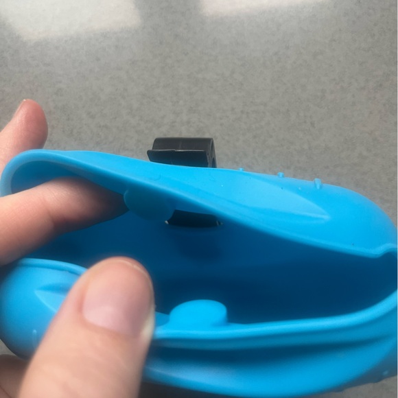 Portable pet snack silicone bag - Picture 2 of 3